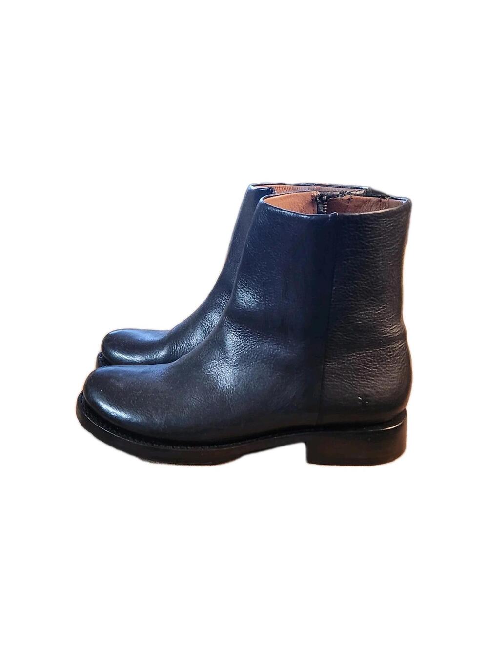 Frye Veronica Side Zip Distressed Leather Booties Sz 10 Designer Western Riding